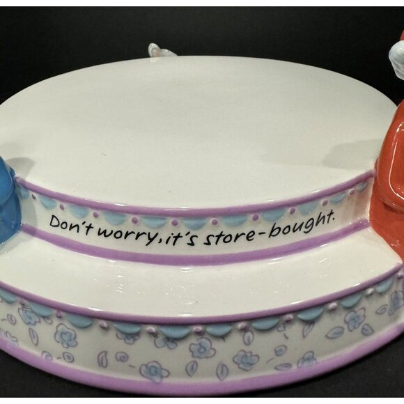 Hallmark MAXINE Ceramic Cake Stand Serving Plate "DONT WORRY, ITS STORE BOUGHT" - Picture 4 of 6